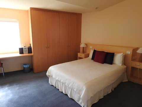 Waves Luxury Suites - Hotel WA 4