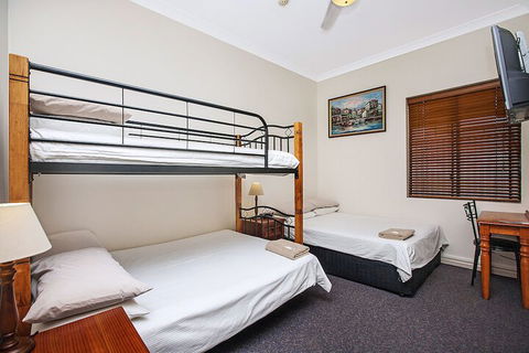 Ashfield Manor - Hotel WA 5