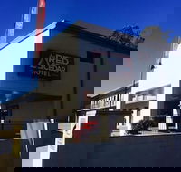 Red Cedar Motel - Hotel WA