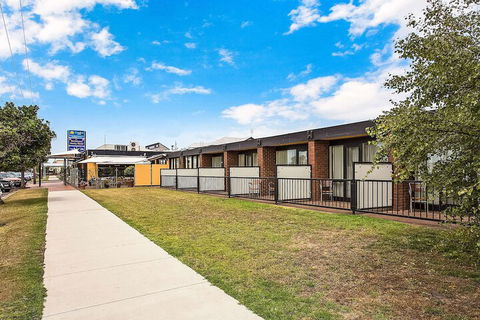 Comfort Inn Richmond Henty - Hotel WA 4