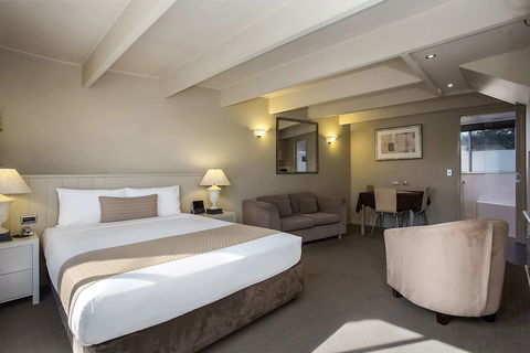 Comfort Inn On Raglan - Hotel WA 4