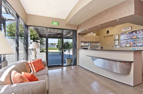 Comfort Inn On Raglan - Hotel WA 3