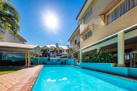 Cairns Queens Court - Hotel WA 3