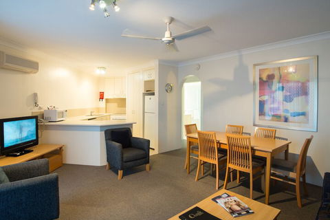 Golden Shores Holiday Club - Hotel WA 5