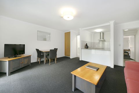Mt Ommaney Hotel Apartments - Hotel WA 6