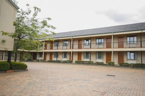 Gateway On Monash Boutique Hotel - Hotel WA 0