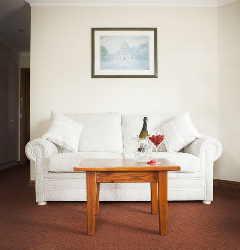 Gateway On Monash Boutique Hotel - Hotel WA 5