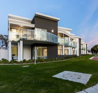 Reflections by Rockingham Apartments - Hotel WA