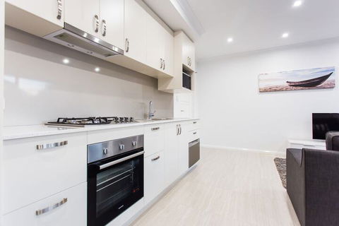 Reflections By Rockingham Apartments - Hotel WA 4