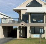 Boathouse Holiday House - Hotel WA