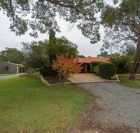 Holiday House on One Six Six - Hotel WA