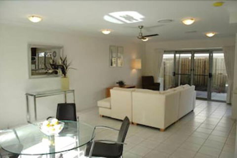 Coolum Villas - Hotel WA 2