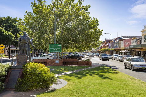 Quest Griffith - Hotel WA 4