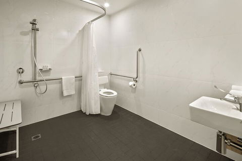 Quest Griffith - Hotel WA 1