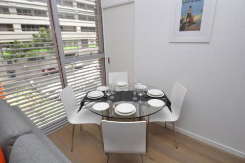 Sydney 1 Bed Modern Self Contained Apartment (402ALB) - Hotel WA 6