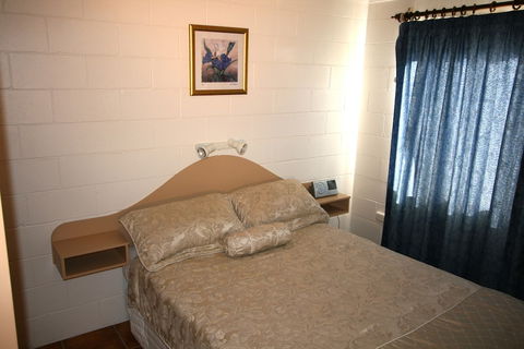 Lake Edge Holiday Units - Hotel WA 4