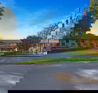 Pleasant Way River Lodge