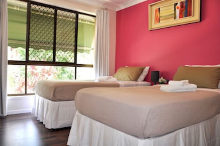 Southern Gold Coast QLD Hotel WA