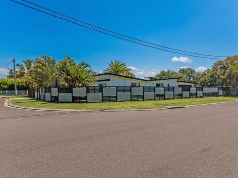 Marcoola House Pet Friendly Sunshine Coast - Hotel WA 1