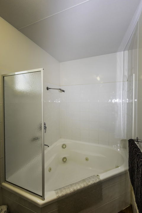 BIG4 Breeze Holiday Park â€“ Mannum - Hotel WA 5