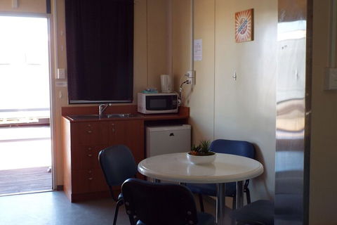 Blackrock Tourist Park - Hotel WA 7