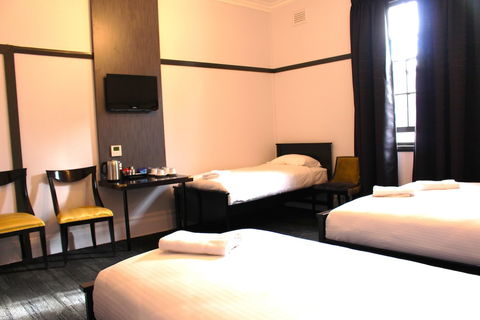 Royal Hotel Ryde - Hotel WA 5