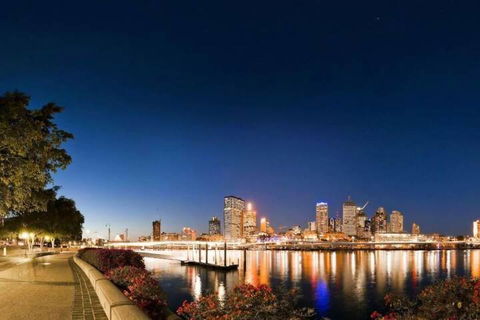 High End Living In Brisbane City - Hotel WA 4