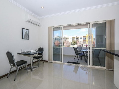Rose Hotel Clarkson - Hotel WA 5