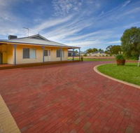 Lake Tyrrell Accommodation - Hotel WA