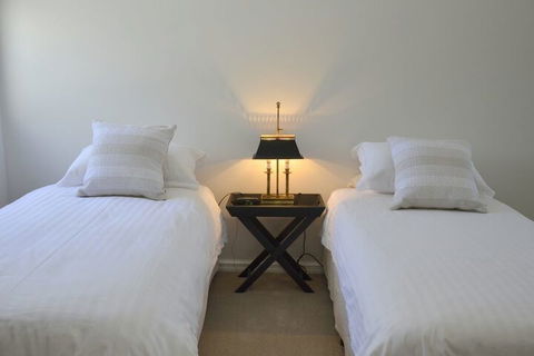 Sapphire Blue - Hotel WA 7