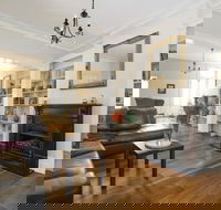 Cityside Escape - Hotel WA