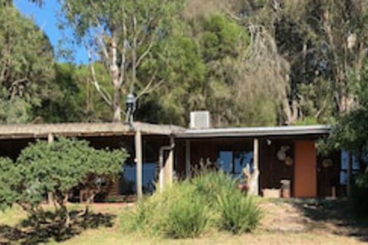 Lysterfield VIC Hotel WA