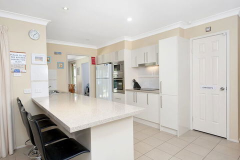 The Bay House 48 Government Road - Hotel WA 4