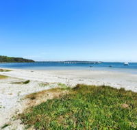 Waterfront at Sunset Boulevard Soldiers Point - Hotel WA