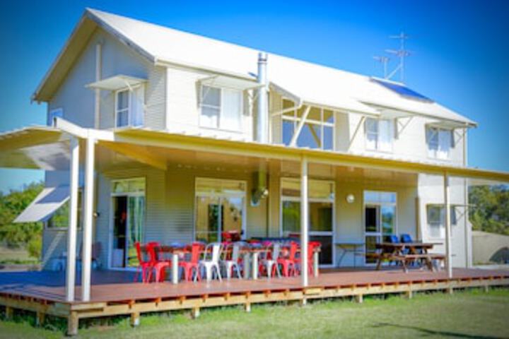 Mcdougalls Hill NSW Hotel WA