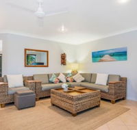 Tekani Lennox Head