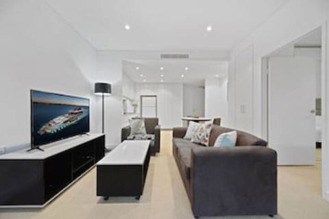 Peaceful Water Side Retreat With Huge Courtyard - Hotel WA 0
