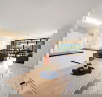 Tropical Family Escape - Hotel WA