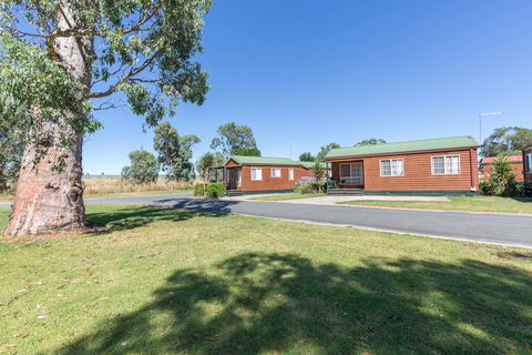 Holbrook Motor Village - Hotel WA 5