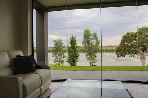 River Devine Murray Bridge - Hotel WA 4