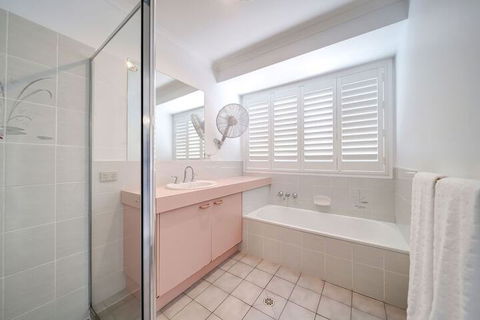 Best Location Welcoming Home - Hotel WA 5