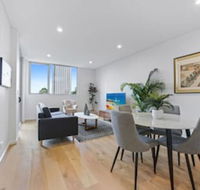 HomeHotel Luxury  New 2 Bedroom Apartment - Hotel WA