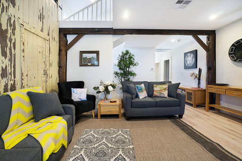 Accommodation Hunter - James St Morpeth - Hotel WA 3