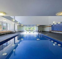 Spacious 1-Bedroom Apartment With Parking - Hotel WA