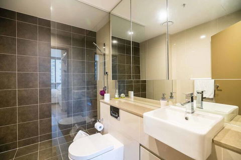 Fabulous City 2 BDR Apt In New Building - Hotel WA 4