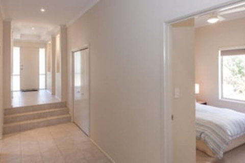 Golfers Paradise 52 Huntingdale Drive - Hotel WA 0
