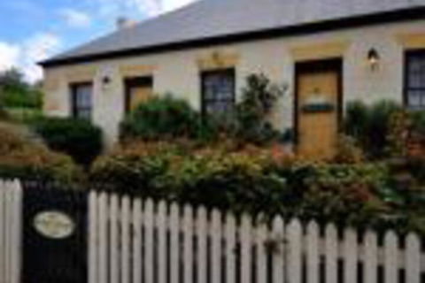 Sargeants & Armoury Cottages 1823 - Hotel WA 0