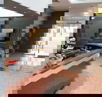 Adelaide Riviera Hotel - Hotel WA