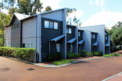 Margarets Forest - Hotel WA 4