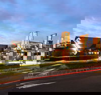 Nightcap at Keysborough Hotel - Hotel WA